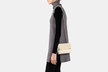 Load image into Gallery viewer, Stylist Mini - Vanilla/Diamond