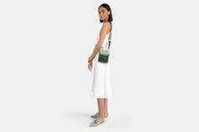 Load image into Gallery viewer, North/South Stylist - Bottle Green/Sage
